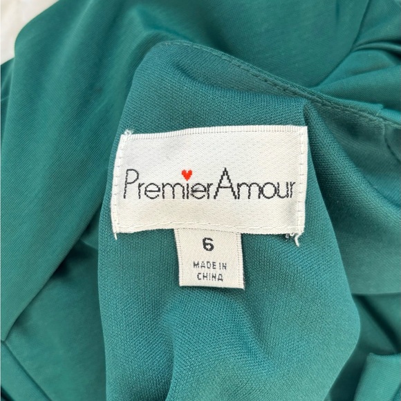 Premier Green Dress - Picture 4 of 4